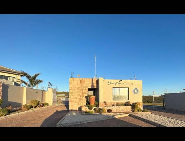 750M² VACANT LAND FOR SALE IN BLUE WATERS ESTATE